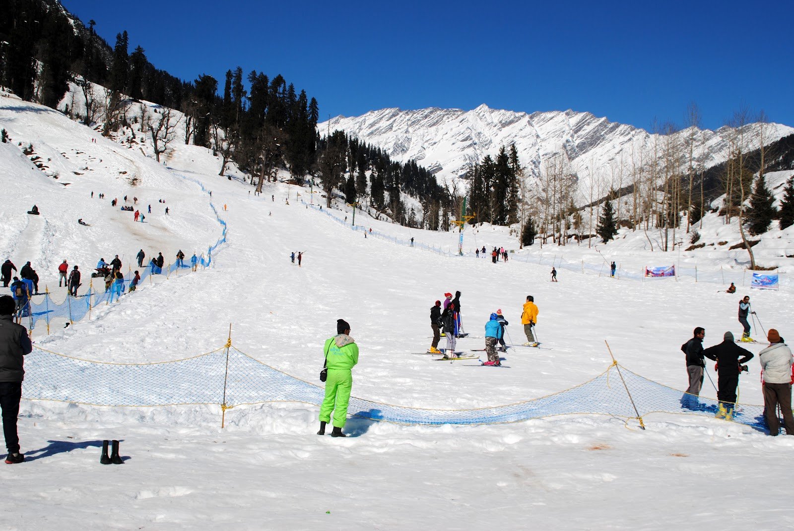 Plan a trip to the pristine hill station of Manali this March